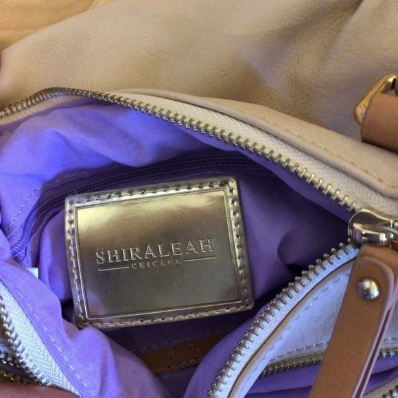 Vegan leather cross body bag with adjustable strap - Picture 4 of 6